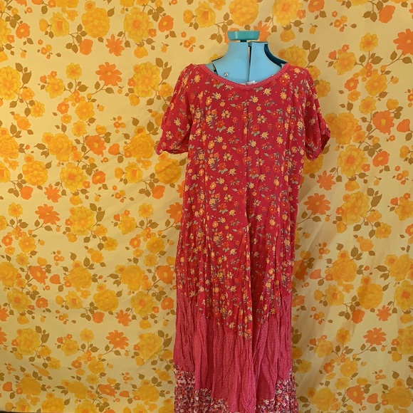 Beautiful Vintage Rayon Floral Boho Hippie Dress - Picture 7 of 11